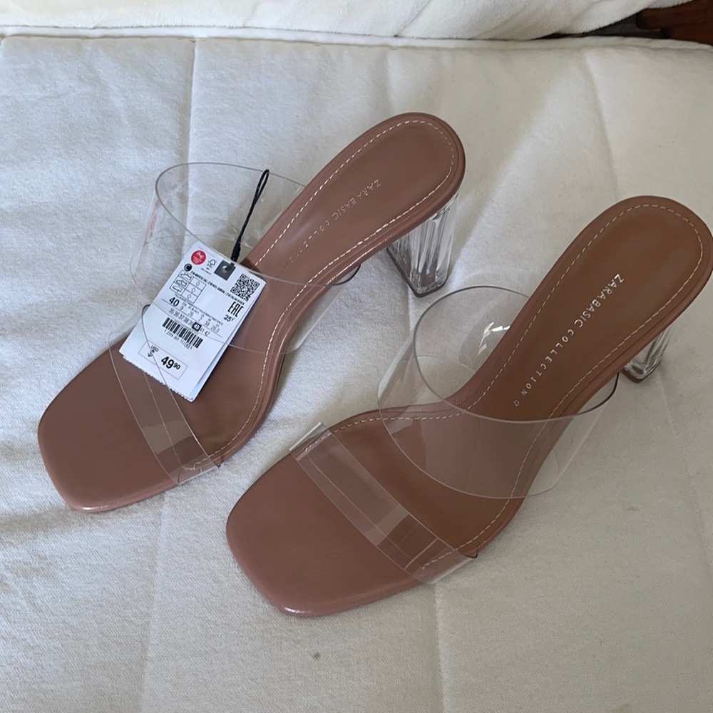 VINYL SANDALS WITH METHACRYLATE HEEL